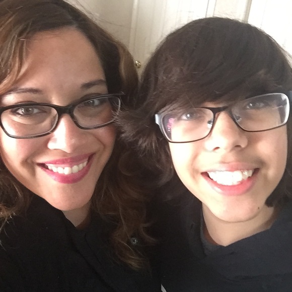 Meet your seller!! 😘💗💋 - Picture 2 of 5